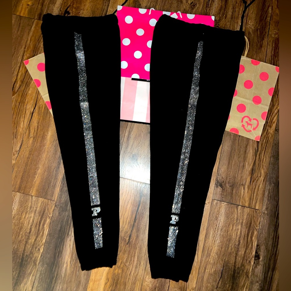 NEW VS PINK RHINESTONE BLING JOGGER SWEATPANTS. SIZE XS AND MEDIUM.